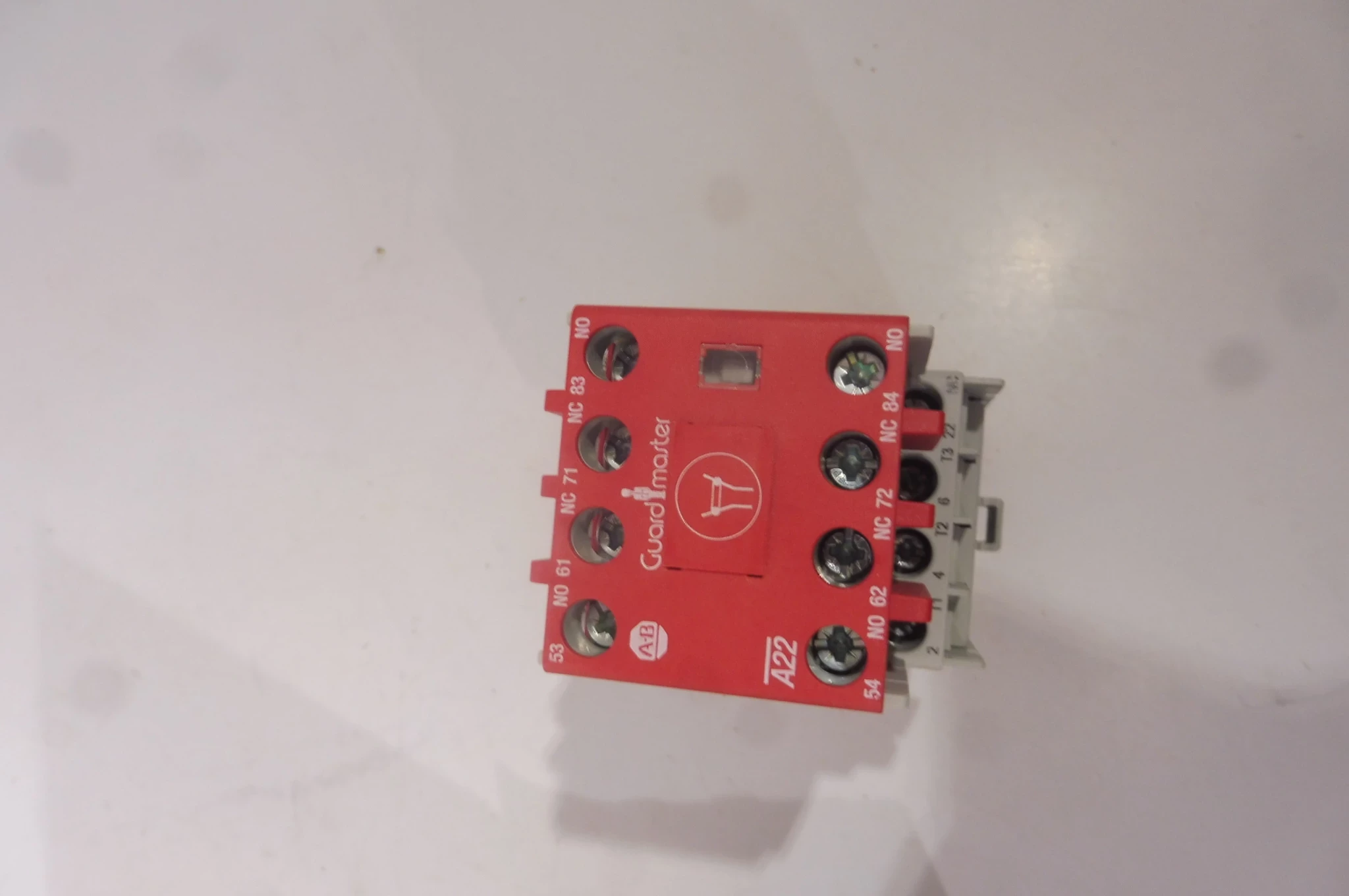 bulletin-100s-c09ej23c-stycznik-kartonik-kod-producenta-allen-bradley-100-c23d10-100s-f-b