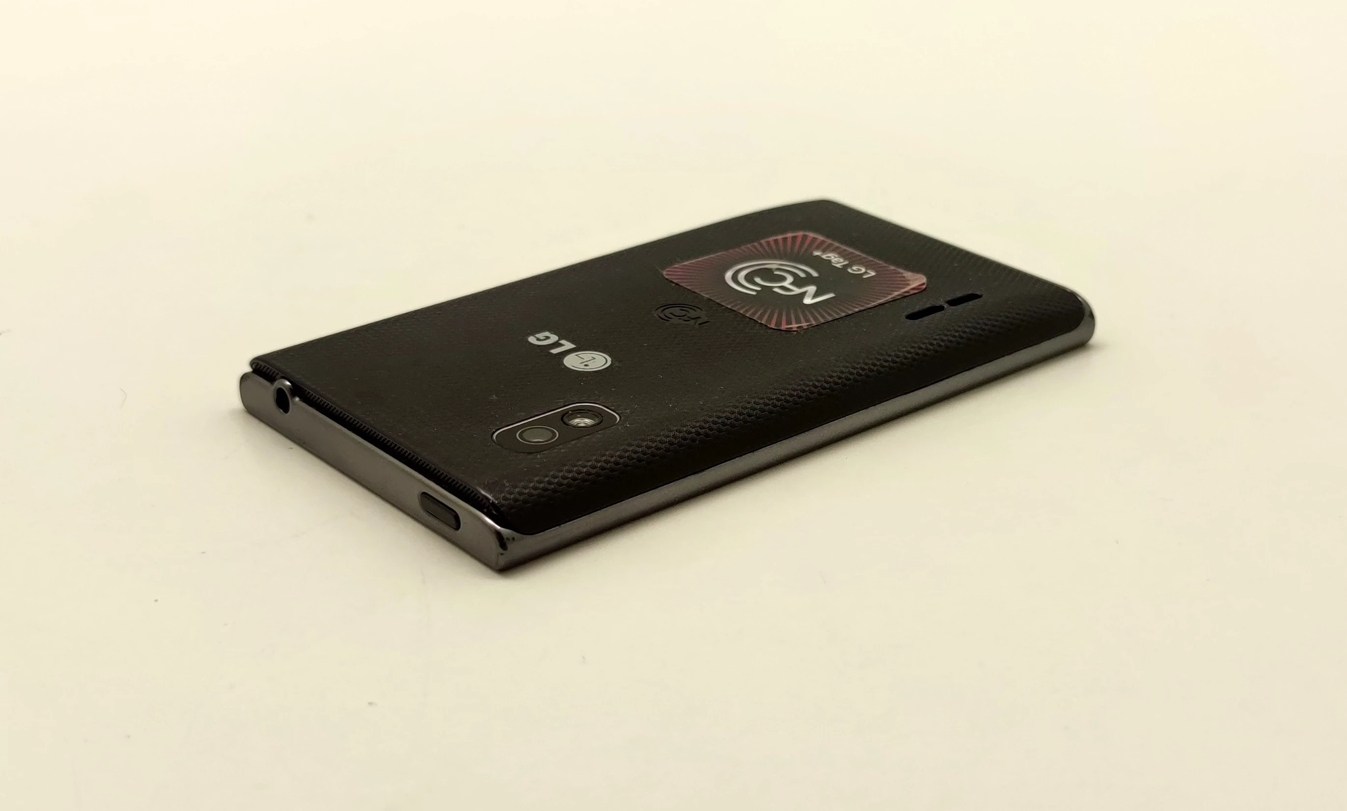 telefon-lg-l5-lg-e610-stan-11323-2