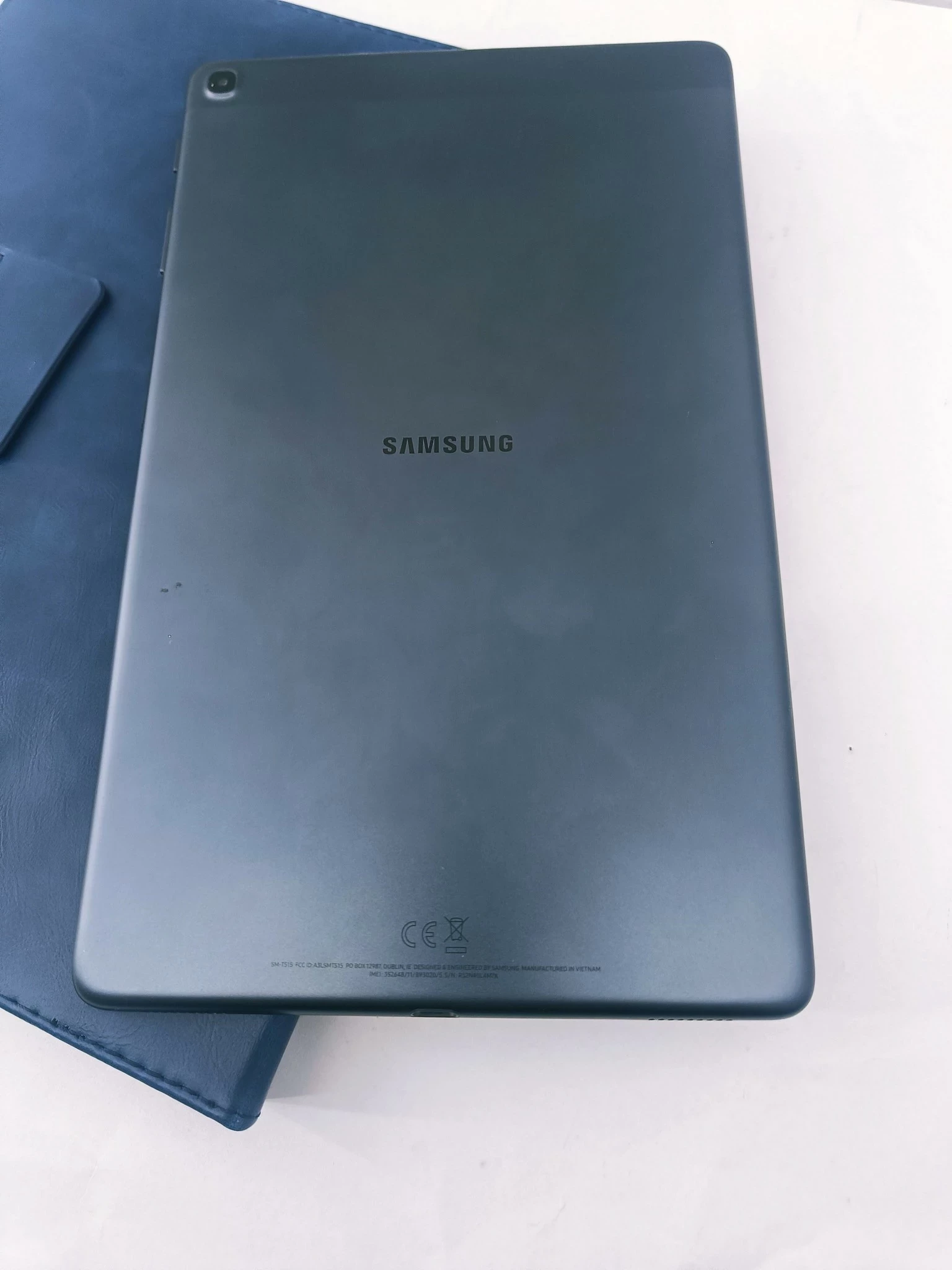 tablet-samsung-galaxy-tab-a-sm-t515-etui-stan-uzywany