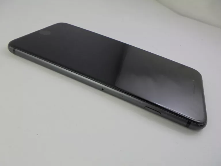 APPLE IPHONE 8 64GB NA CZĘŚCI ICLOUD OPIS