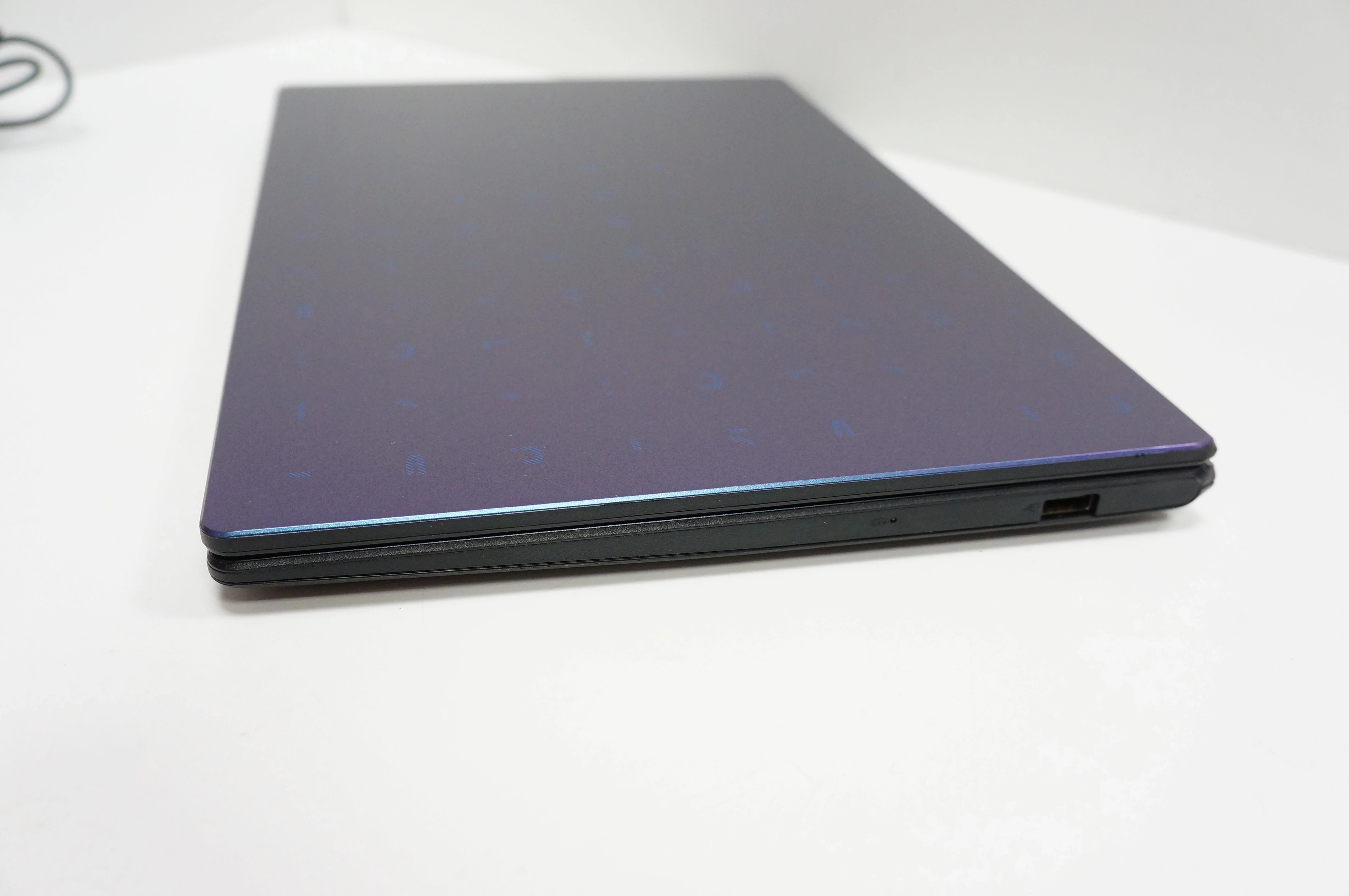 laptop-asus-e410m-14-celeron-n4-gb-128-gb-typ-dysku-twardego-emmc