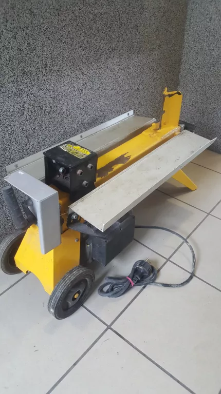 ELEKTRYCZNA ŁUPARKA DO DREWNA WRH4T-O LIDER 1500W