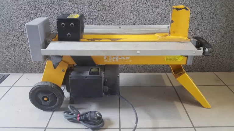 ELEKTRYCZNA ŁUPARKA DO DREWNA WRH4T-O LIDER 1500W