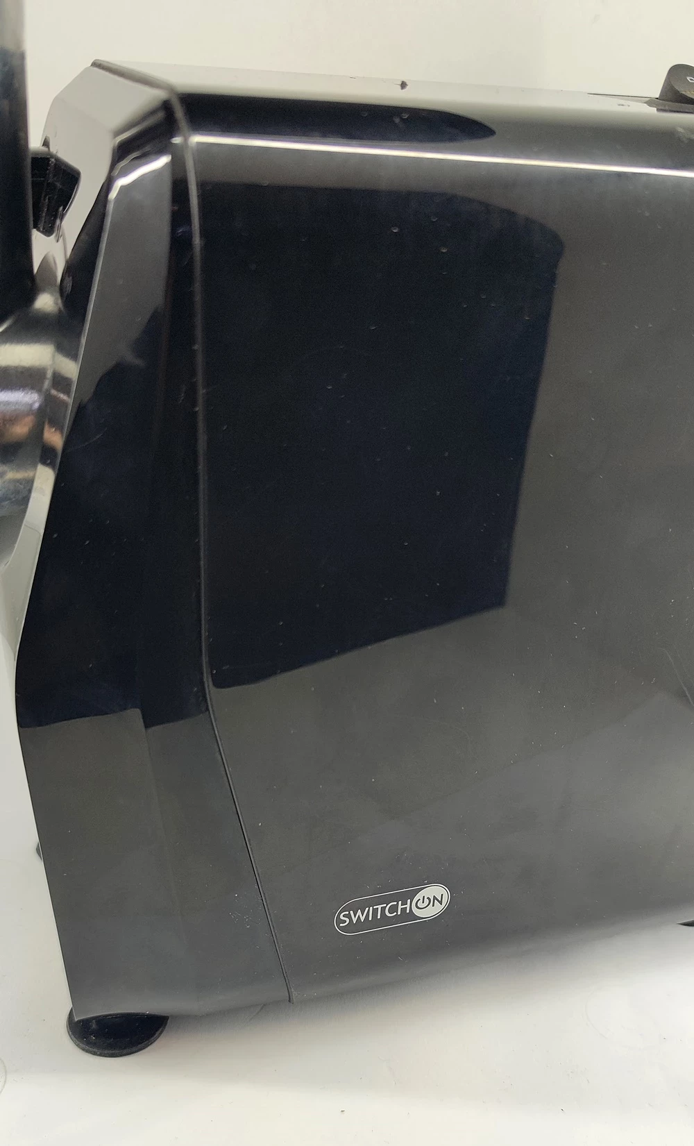 maszynka-do-miesa-switch-on-mg-a0202-moc-800