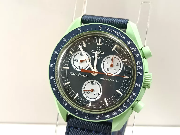 ZEGAREK OMEGA X SWATCH MISSION TO EARTH SPEEDMASTER
