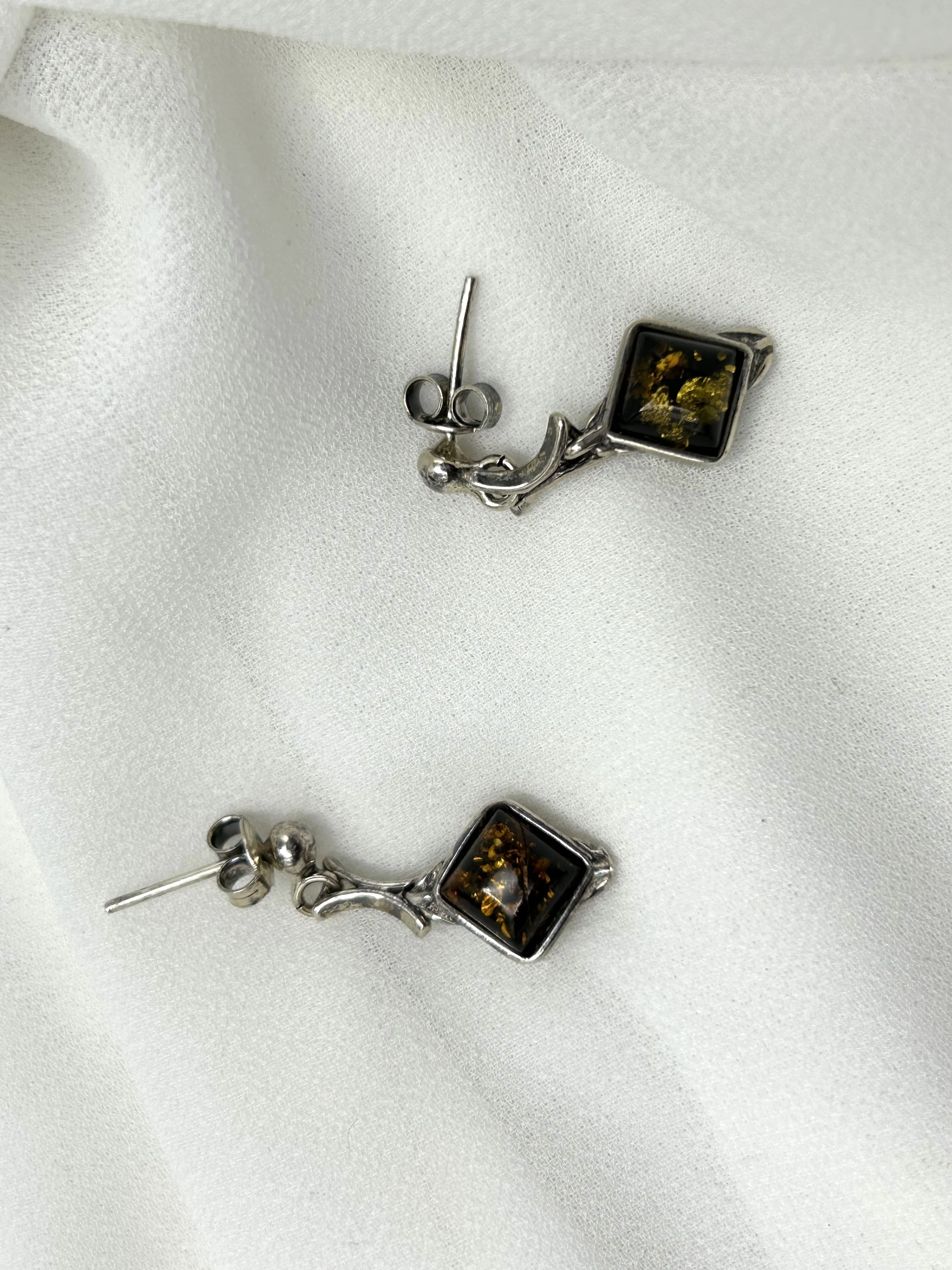 srebrna-bizuteria-komplet-z-bursztynem-4135g925-rodzaj-wyrob-jubilerski