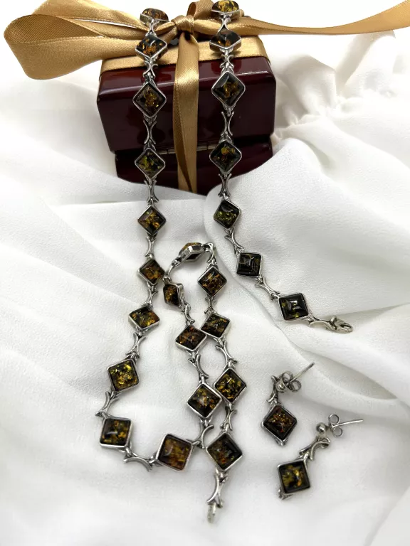 srebrna-bizuteria-komplet-z-bursztynem-4135g925-obroncow-wybrzeza-2a-gdansk