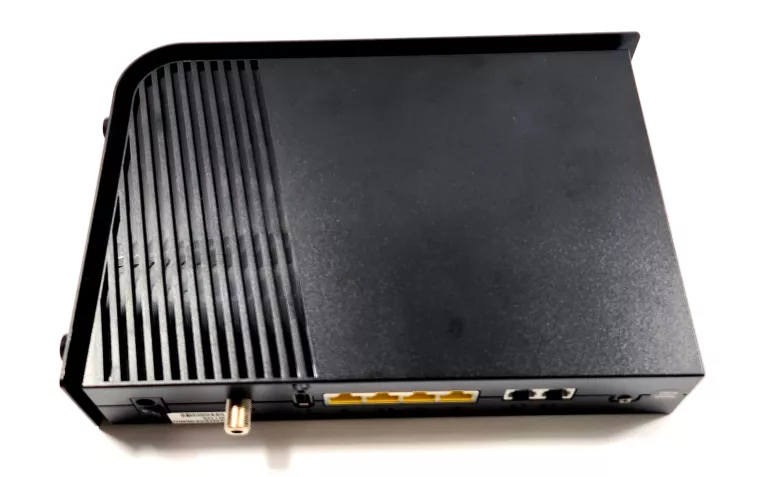 router-arris-tg2492s-jak-nowy-komplet-wbudowany-modem-3g