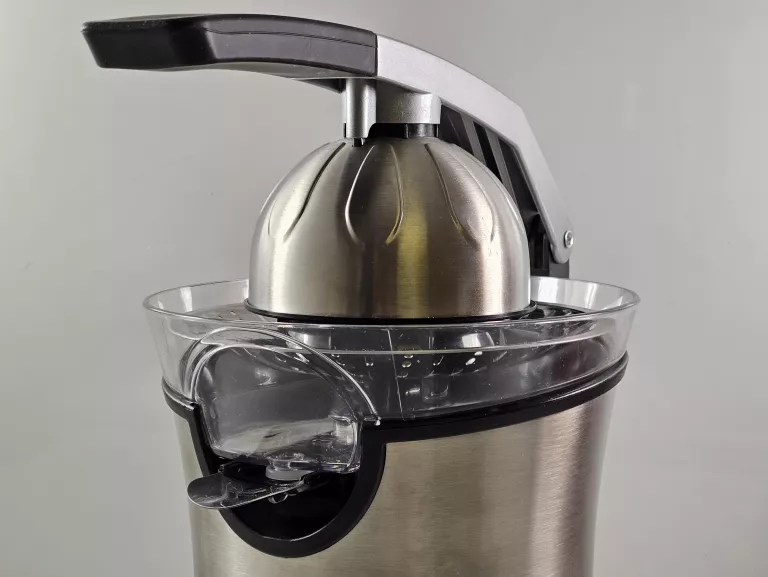 wyciskarka-do-cytrusow-gotze-jensen-cj701x-kolor-dominujacy-srebrnyszary