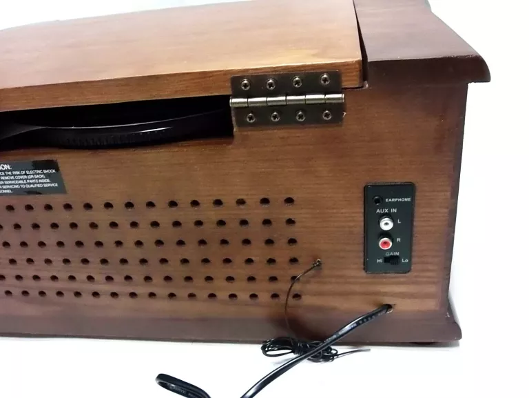 ODTWARZACZ RETRO GRAMOFON HYUNDAI RTCC513RIP