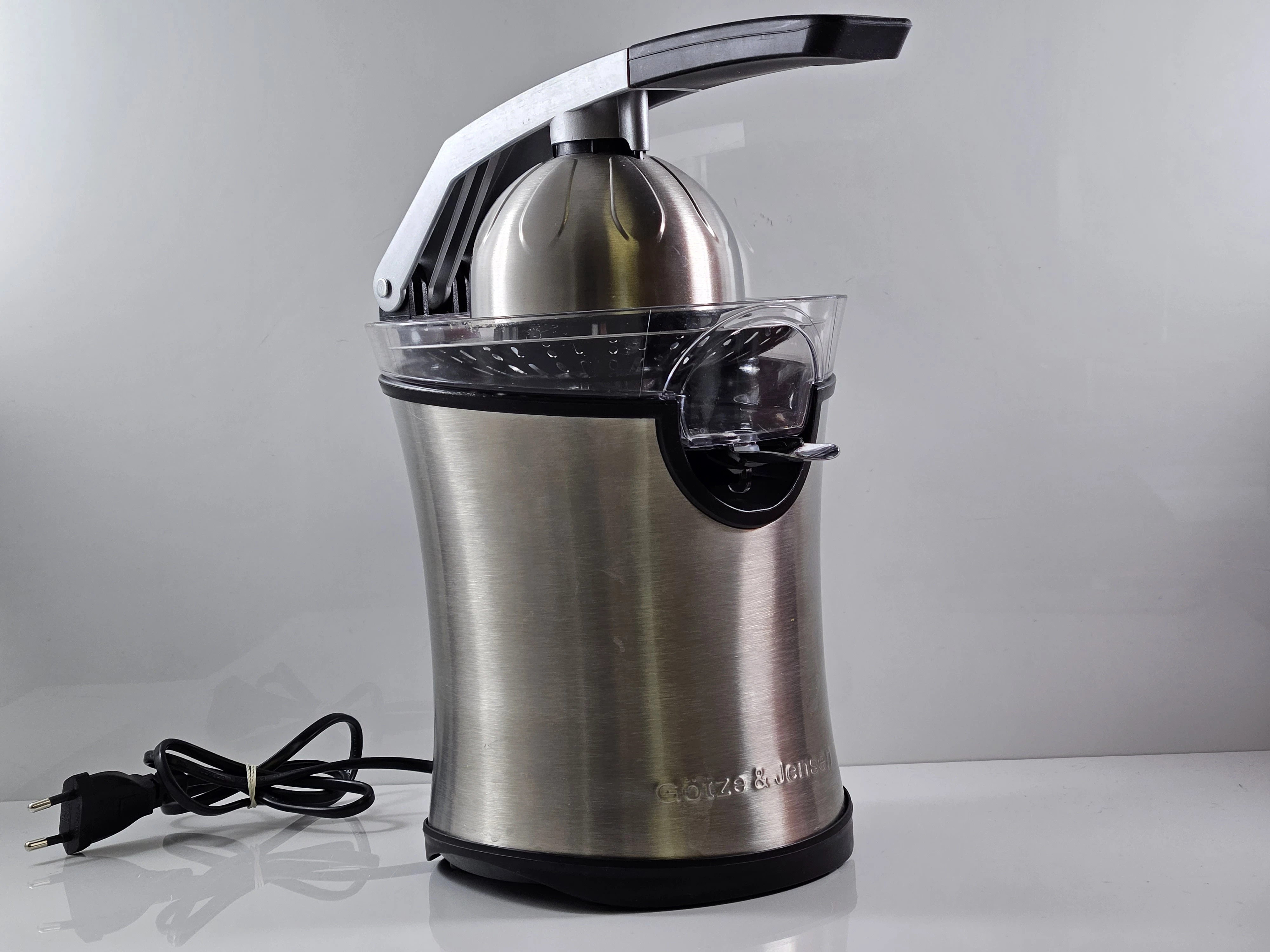 wyciskarka-do-cytrusow-gotze-jensen-cj701x-marka-bez-marki