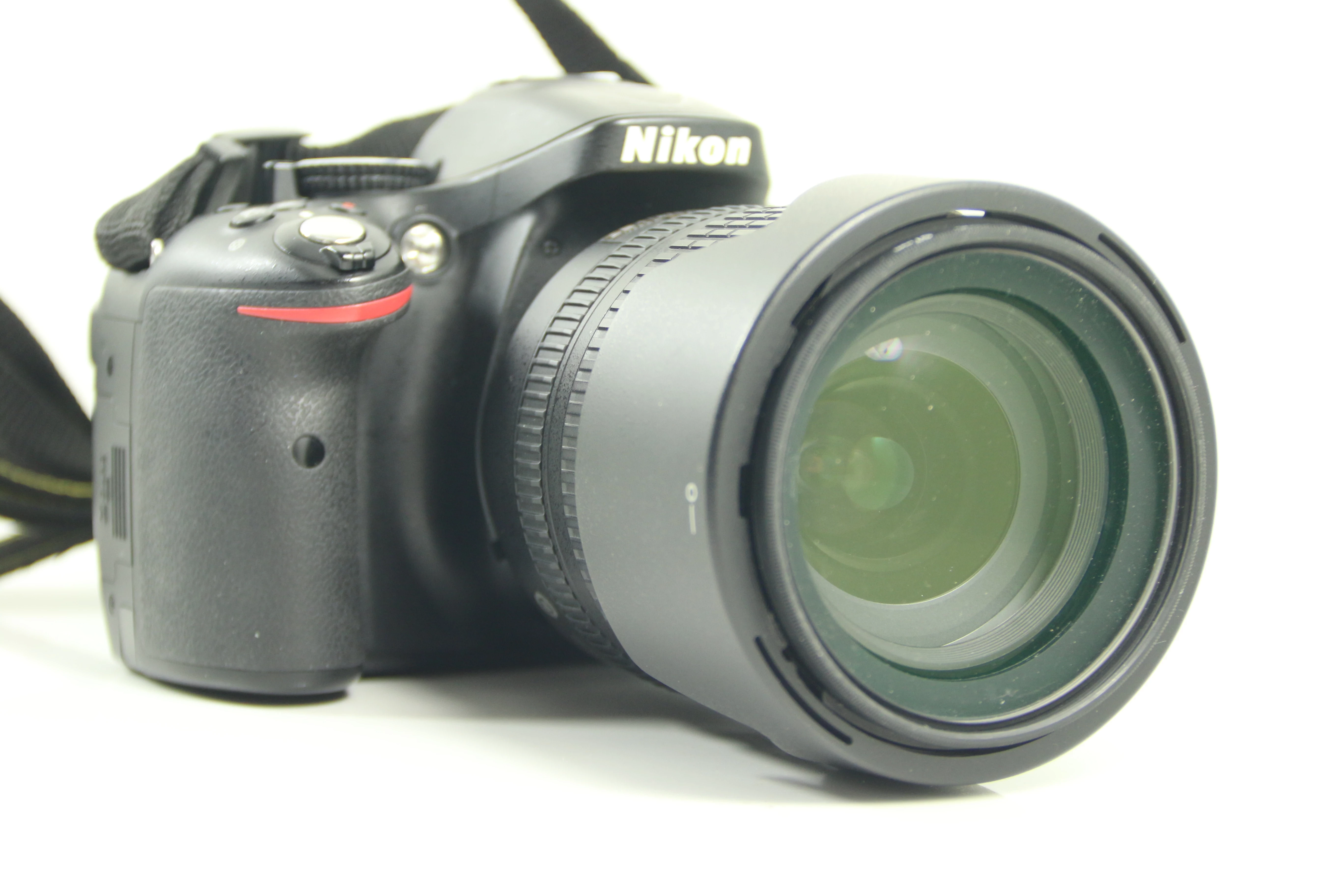 nikon-d5200-18-105-lad-lampa-torba-sd-128gb-extra-zestaw-w-zestawie-korpus-obiektyw