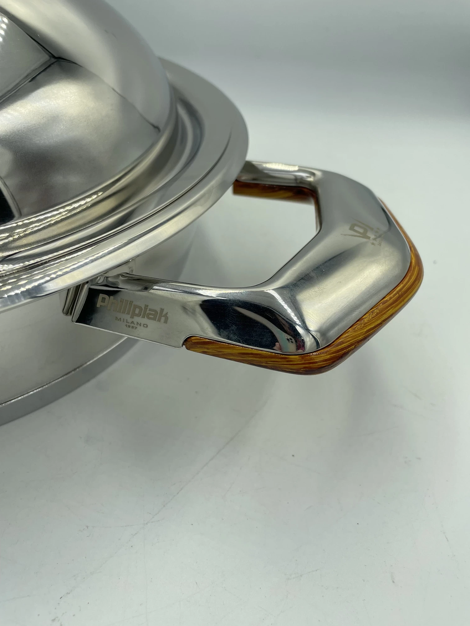 patelnia-philipiak-futuro-24cm-stan-uzywany