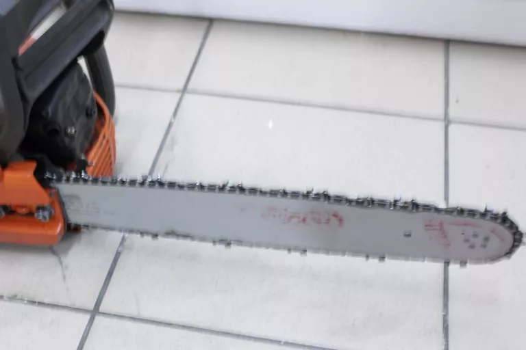 pila-spalinowa-husqvarna-350-product-id-29d1740d-2015-4a92-a6d5-98c6c36b160c