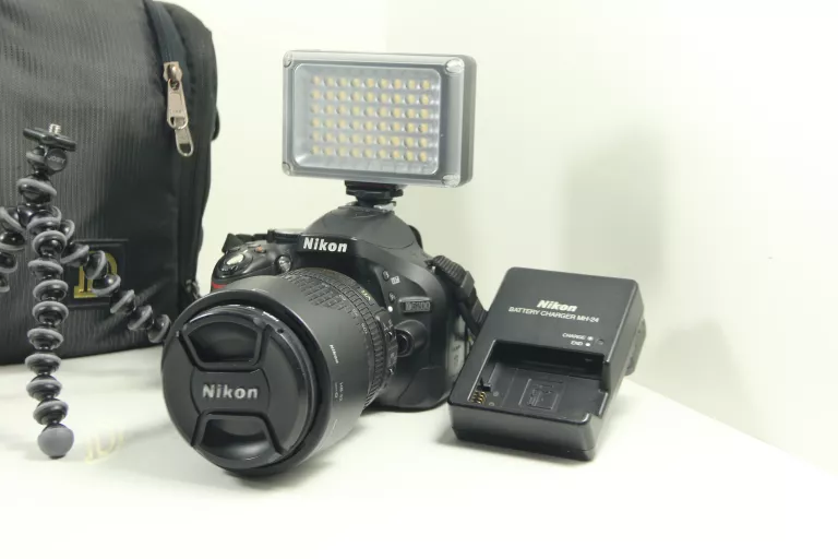 nikon-d5200-18-105-lad-lampa-torba-sd-128gb-extra-zestaw-rozmiar-matrycy-aps-c