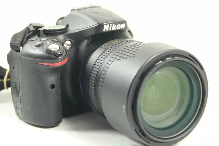 nikon-d5200-18-105-lad-lampa-torba-sd-128gb-extra-zestaw-marka-nikon