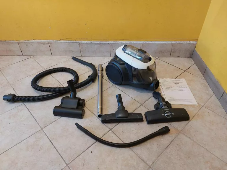 ODKURZACZ ELECTROLUX EL61H4SW