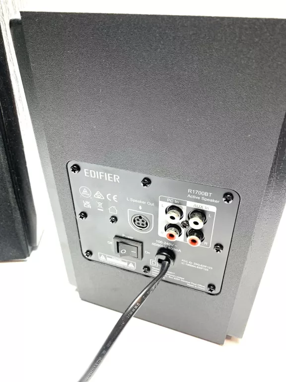 ZESTAW GŁOŚNIKÓW 2.0 EDIFIER R1700BT 66 KPL