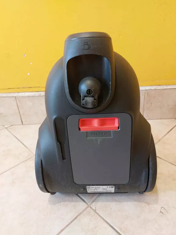 ODKURZACZ ELECTROLUX EL61H4SW