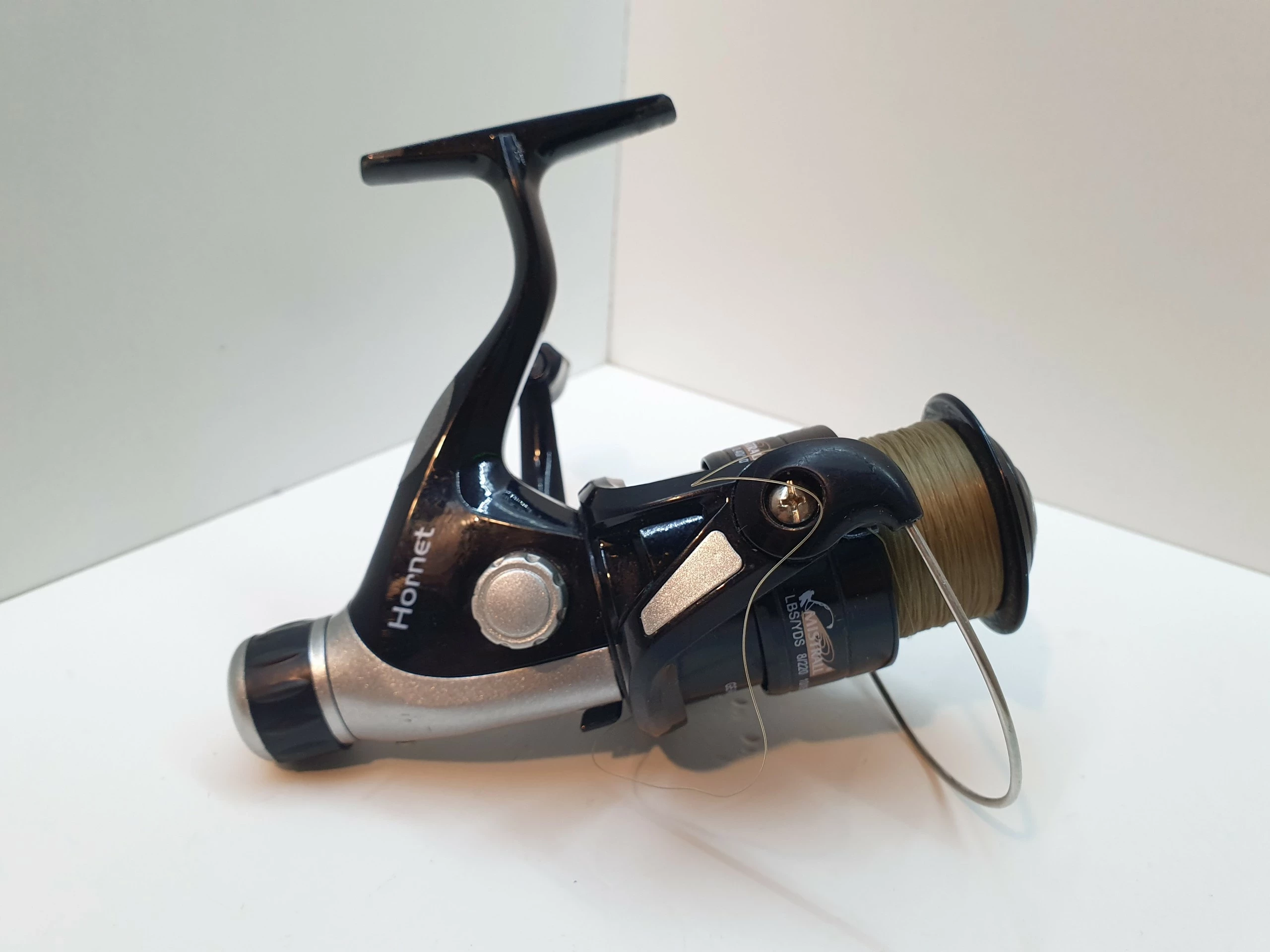 kolowrotek-mistrall-hornet-40rd-stan-uzywany