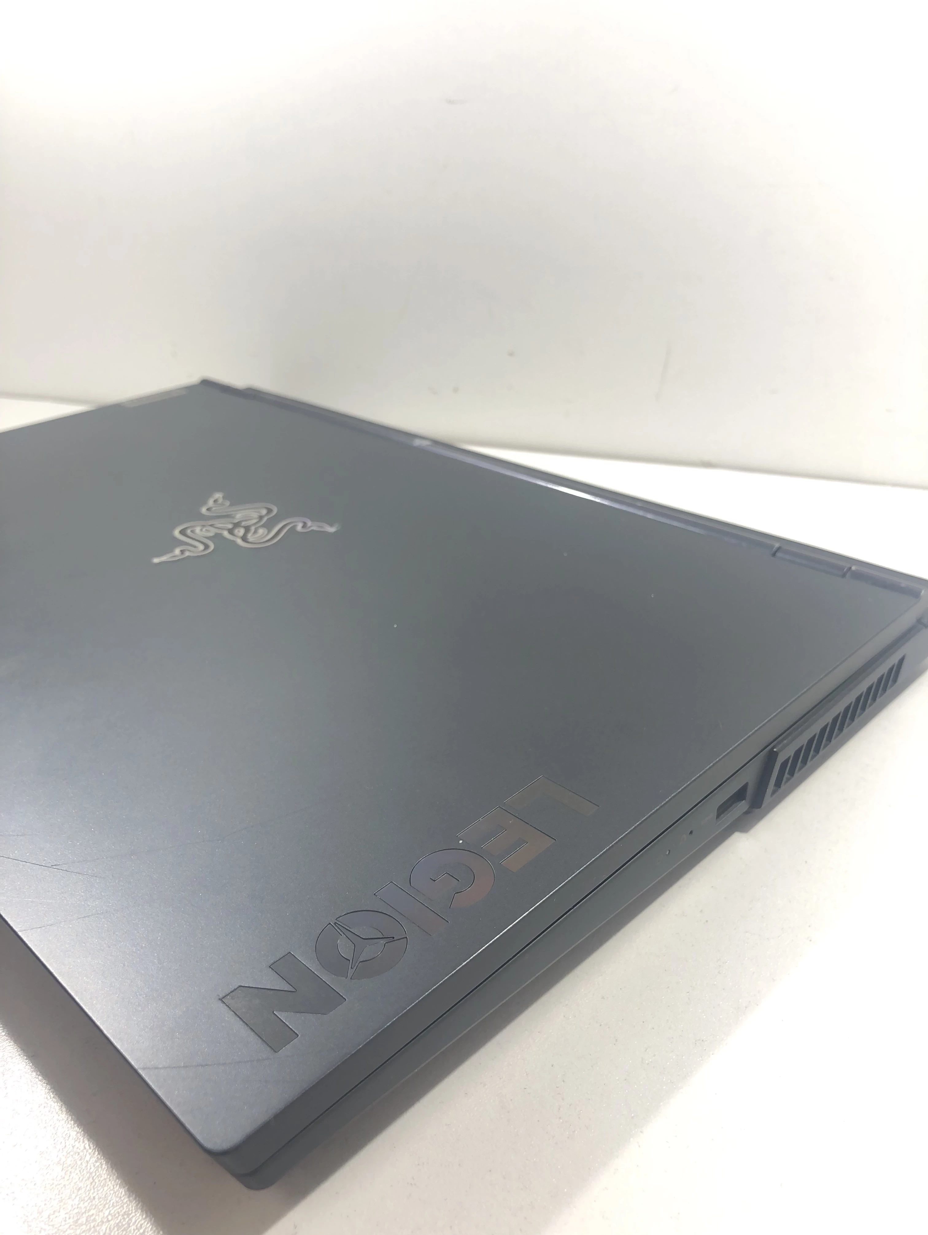 laptop-lenovo-legion-5-15imh05h-seria-procesora-intel-core-i7