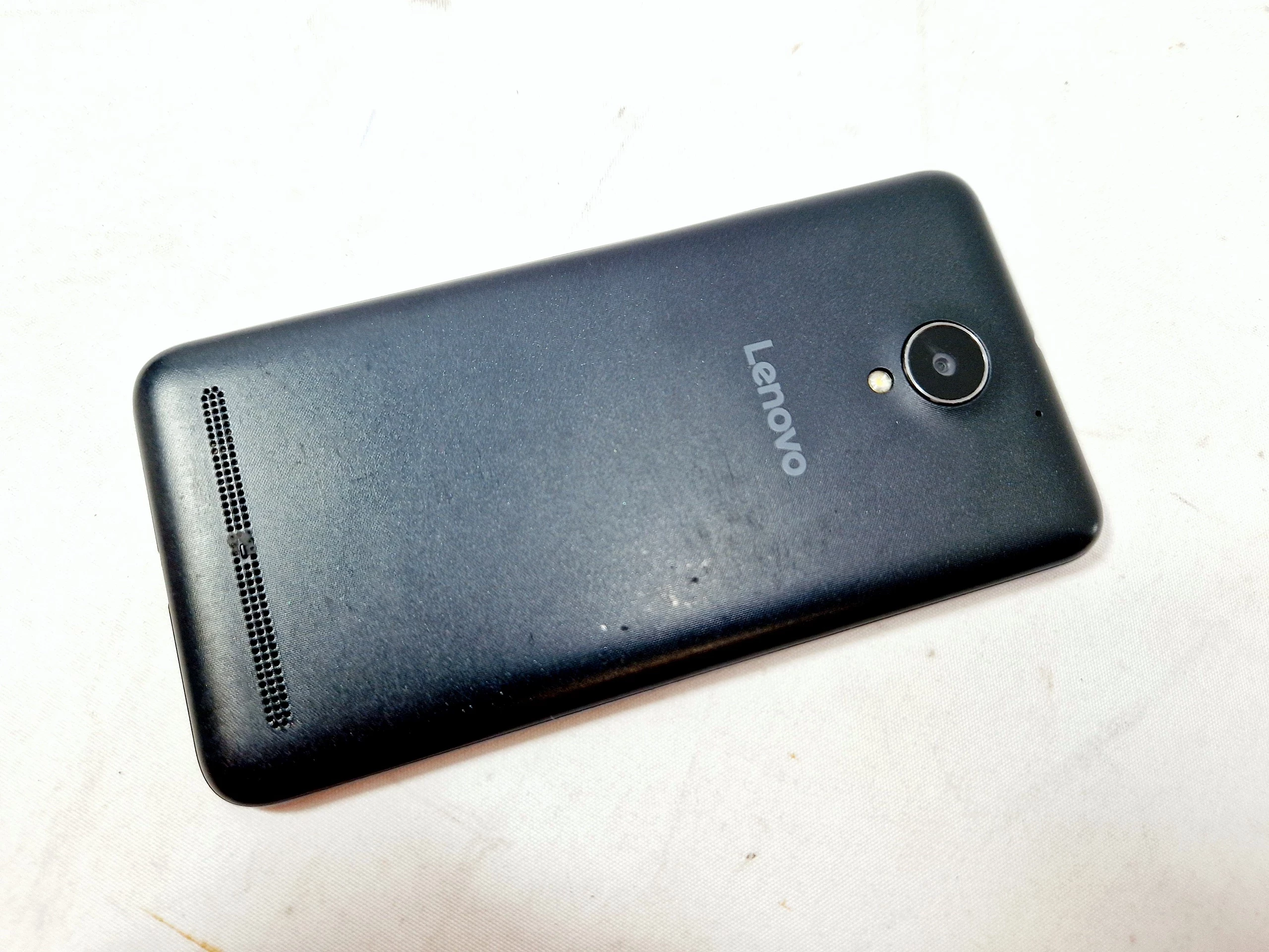 smartfon-lenovo-vibe-c2-k10a40-18gb-czarny-pamiec-ram-1-gb