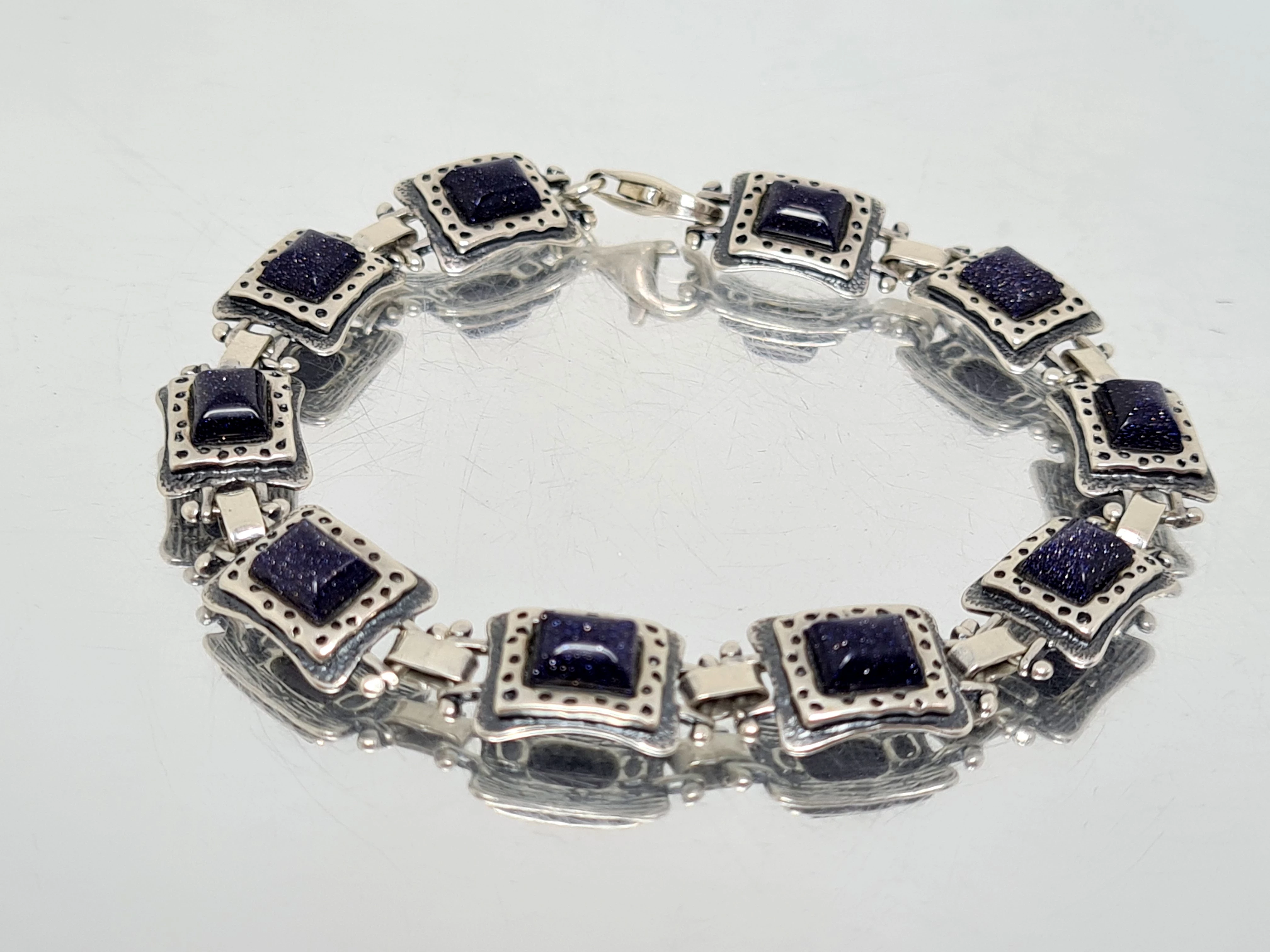 srebrna-bizuteria-925-material-srebro