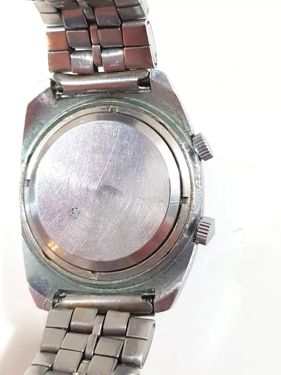 zegarek-poljot-z-budzikiem-18-jewels-typ-nareczny