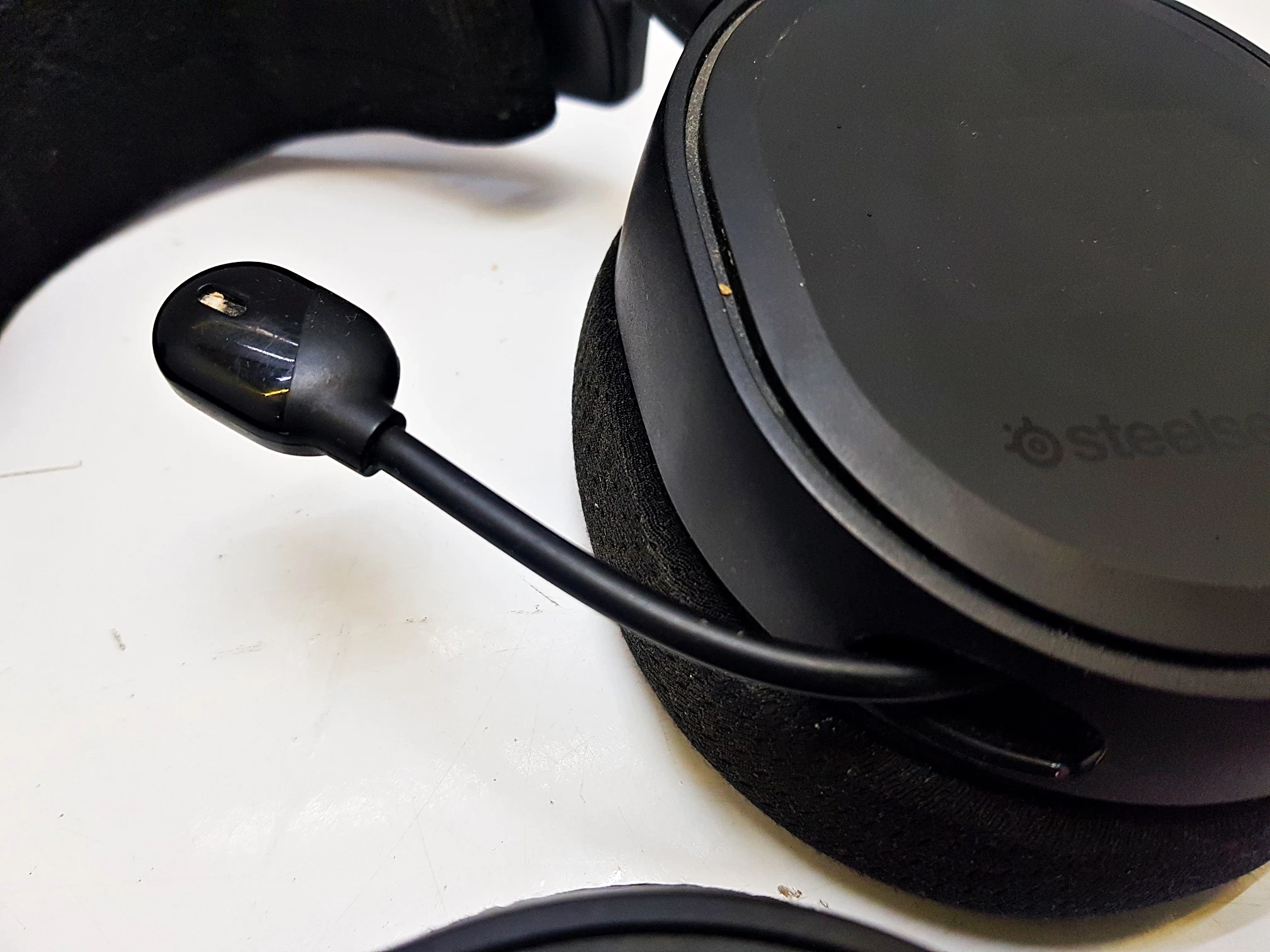 sluchawki-gamingowe-steelseries-arctis-5-ean-gtin-6933877679878