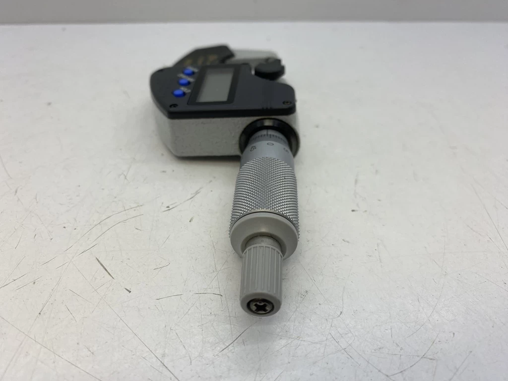 mikrometr-cyfrowy-mitutoyo-293-240-30-0-25mm-marka-fortis