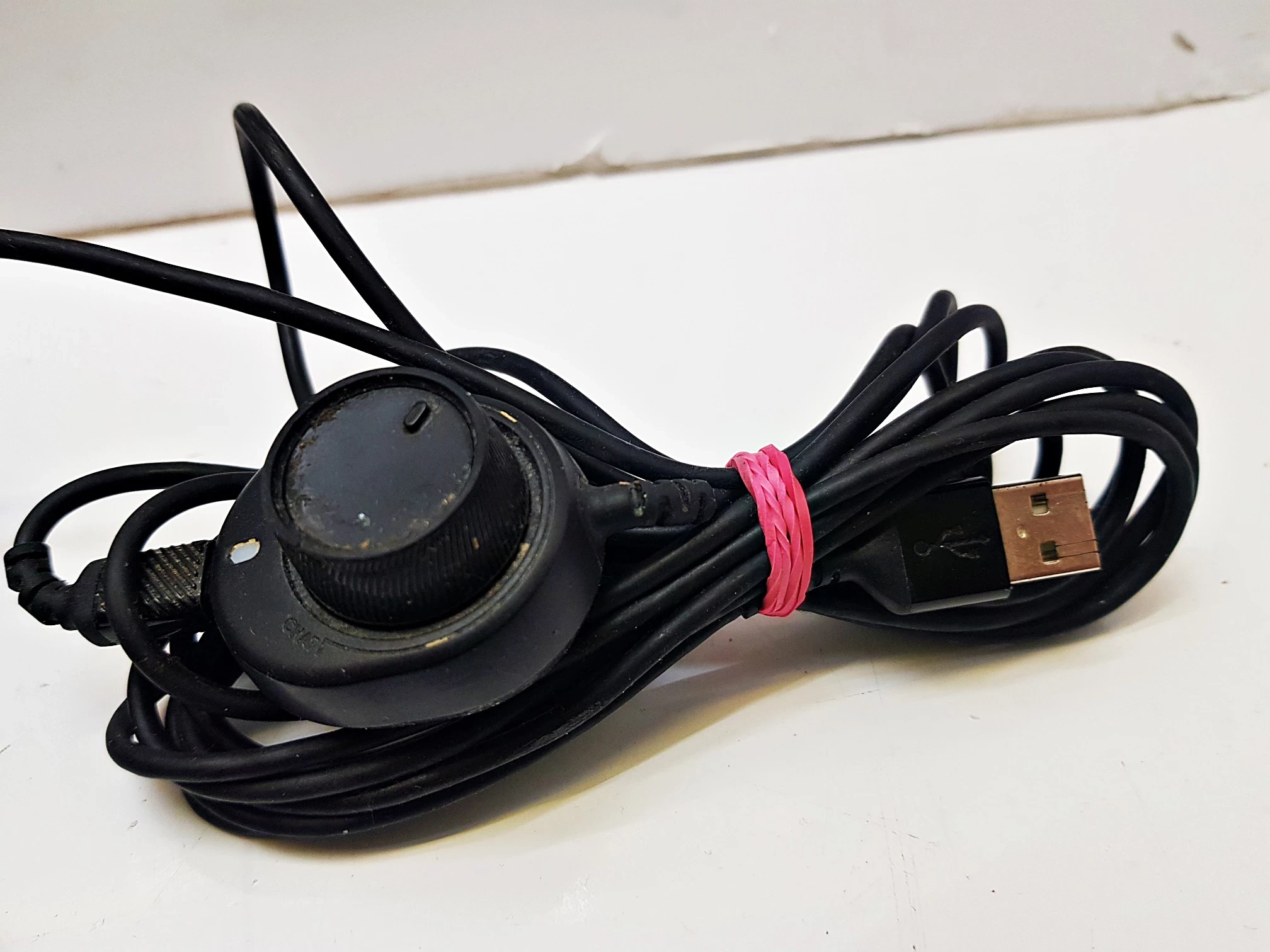 sluchawki-gamingowe-steelseries-arctis-5-kolor-czarny