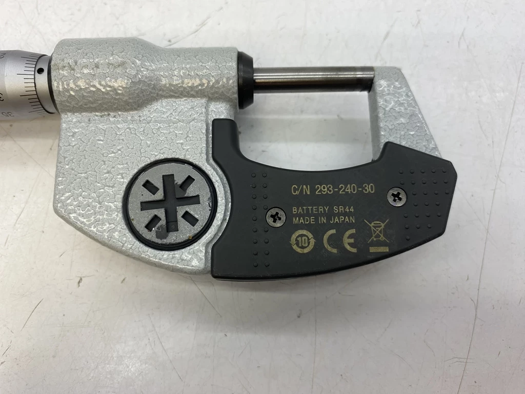 mikrometr-cyfrowy-mitutoyo-293-240-30-0-25mm-zakres-pomiaru-0