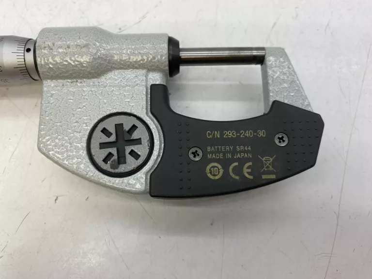 mikrometr-cyfrowy-mitutoyo-293-240-30-0-25mm-zakres-pomiaru-0