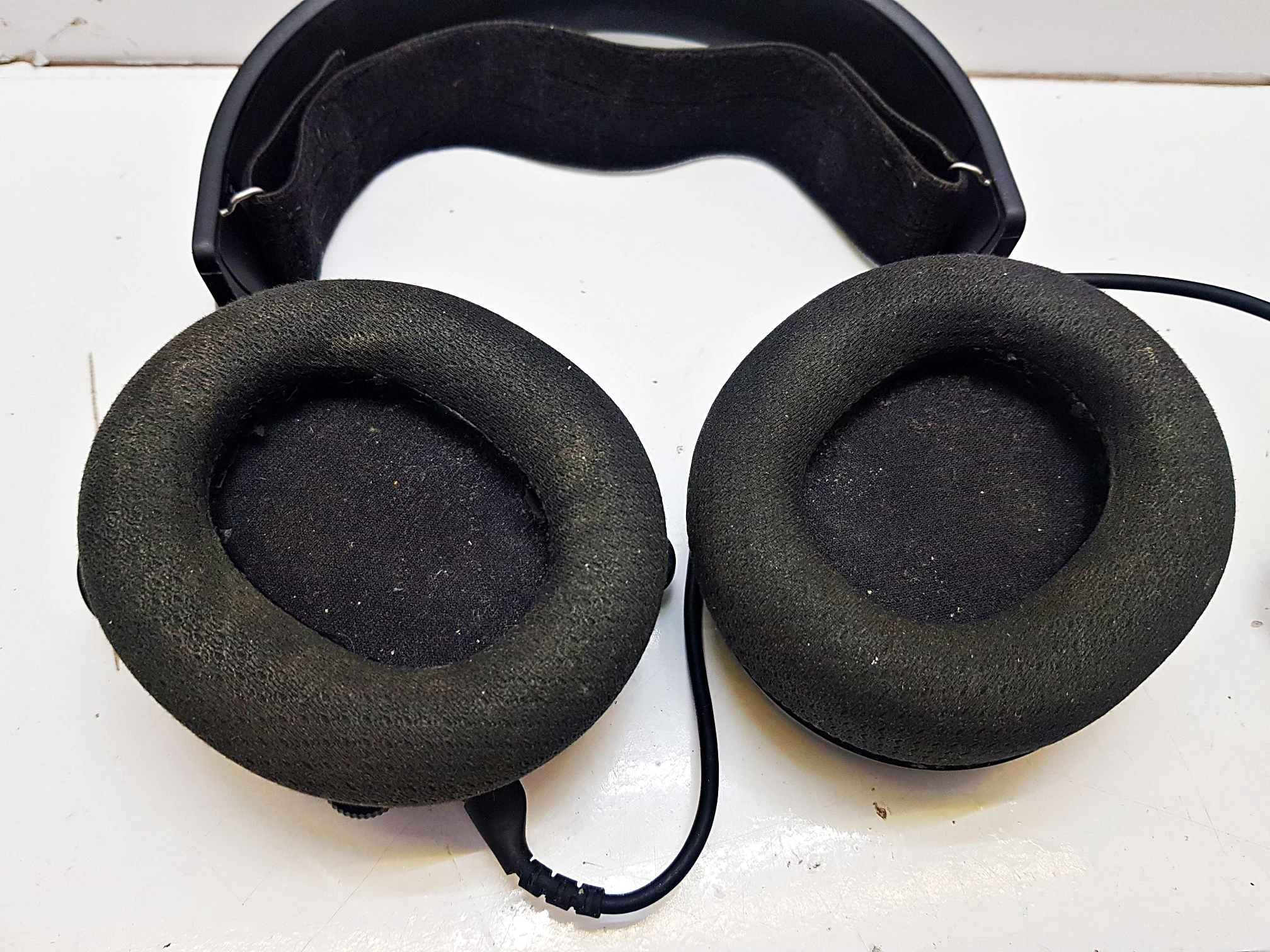 sluchawki-gamingowe-steelseries-arctis-5-rodzaj-sluchawek-nauszne