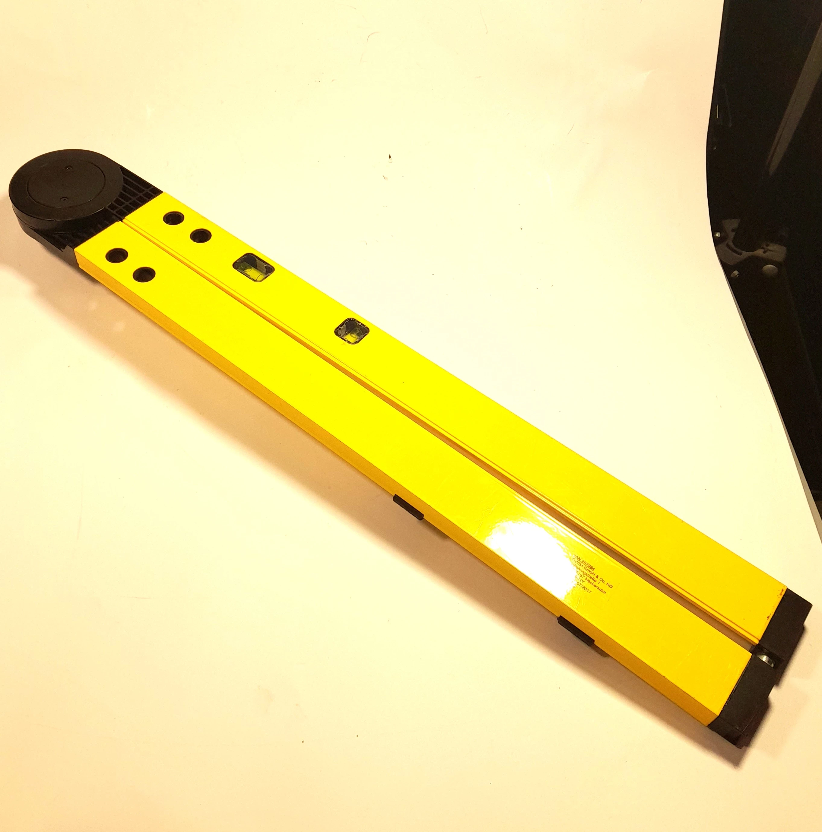 katownik-powerfix-profi-plus-z-poziomica-500-x-500-mm-material-inny