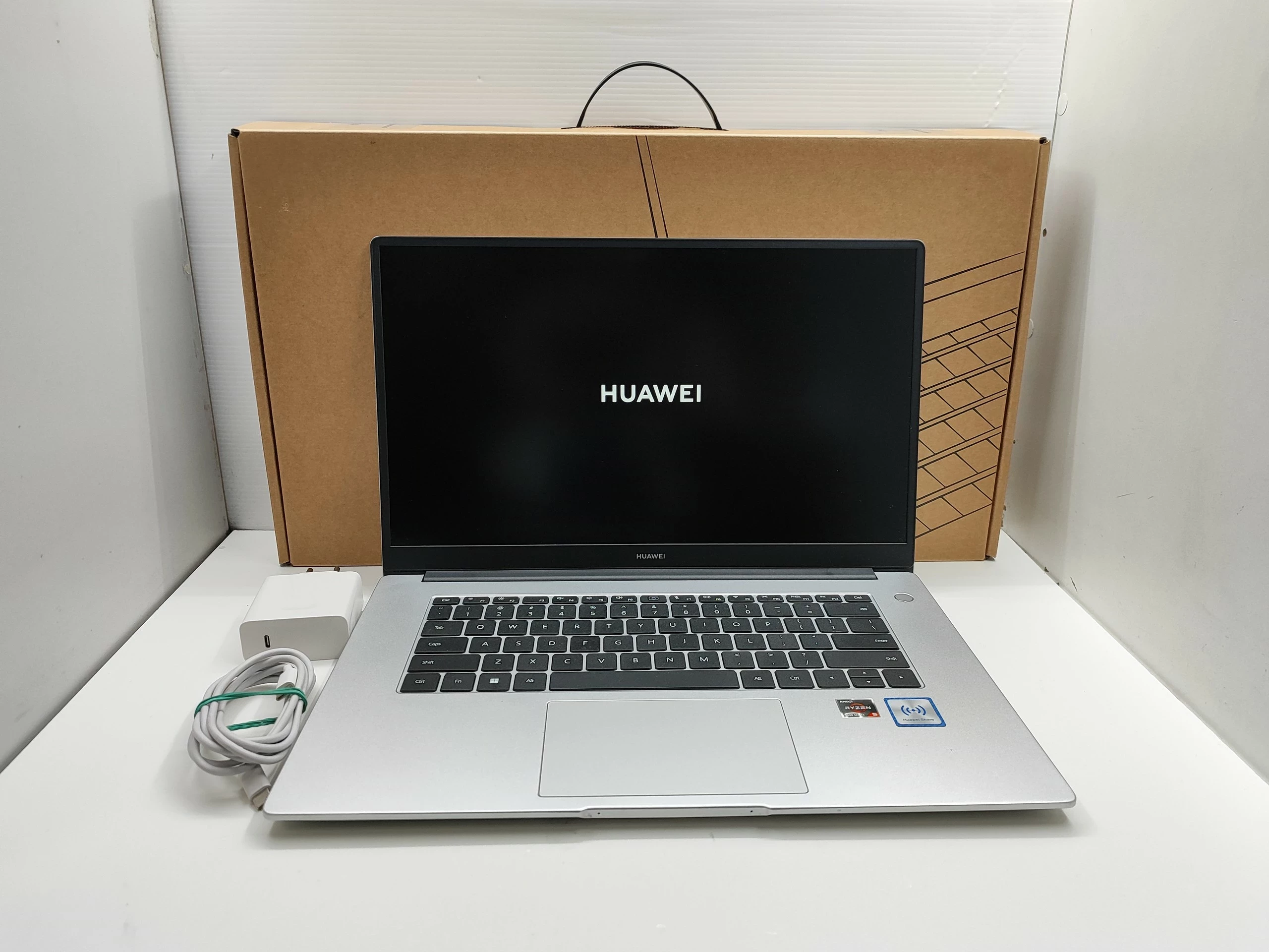 LAPTOP HUAWEI MATEBOOK D15 BOM-WDQ9 | Laptopy | Loombard.pl