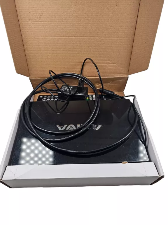 dekodertuner-ferguson-ariva-4k-combo-komplet-model-ariva-4k-combo