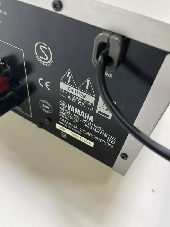 amplituner-yamaha-htr-5930-kolor-srebrny