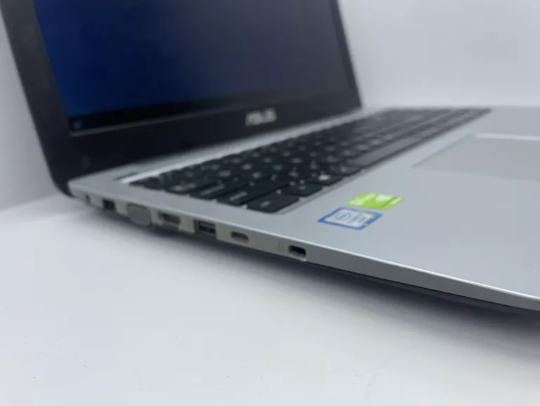 laptop-asus-a556u-i7-stan-uzywany
