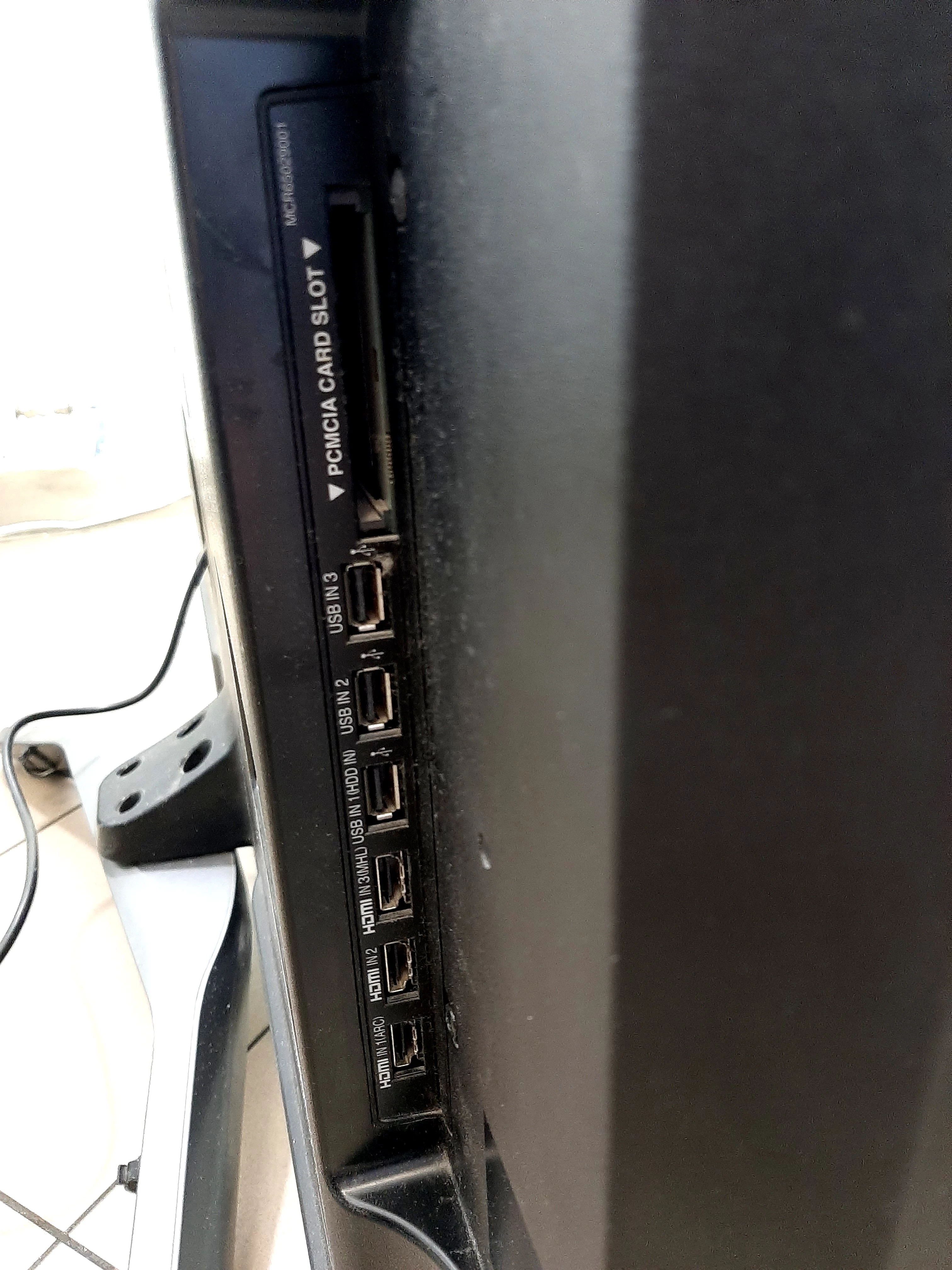 smart-tv-lg-47la620s-47-3d-fullhd-wifi-stan-uzywany