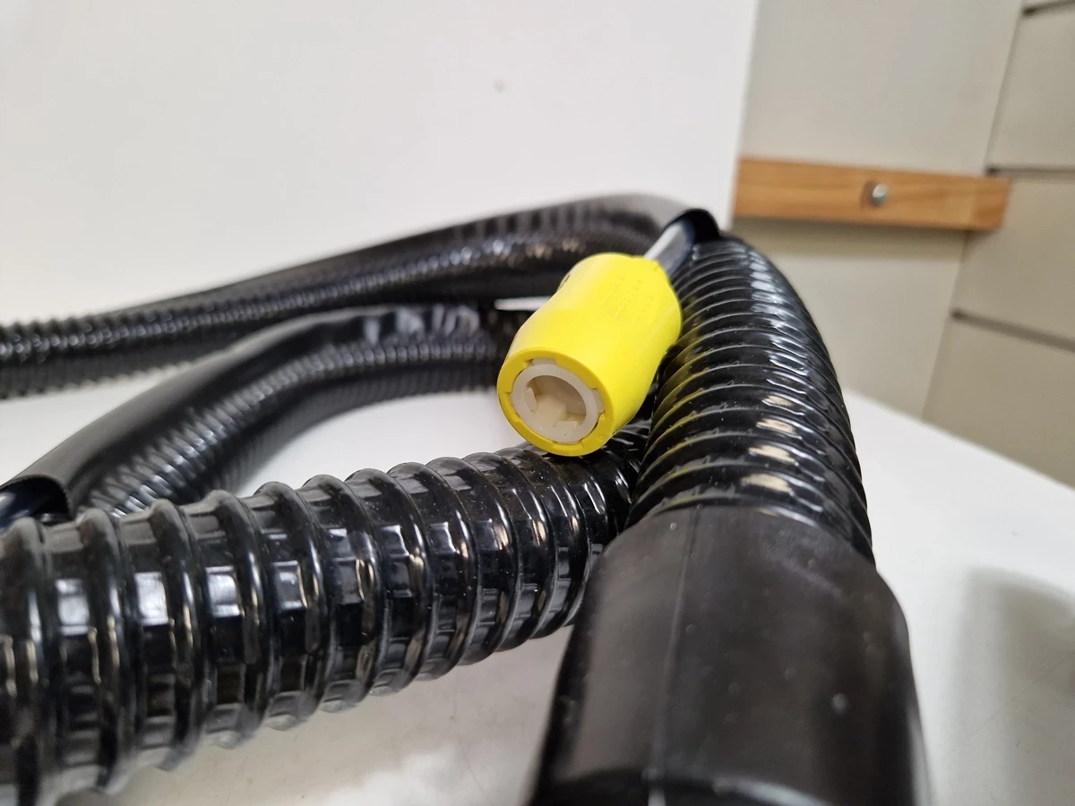 karcher-puzzi-8-1-1100-2400-moc-1200