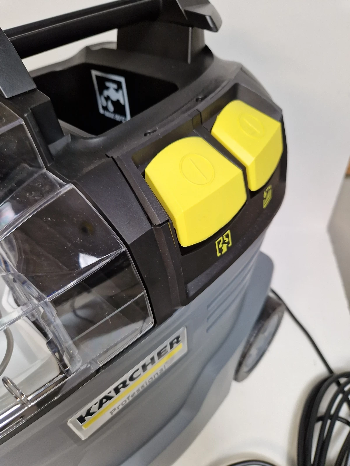 karcher-puzzi-8-1-1100-2400-model-puzzi-81-new-model