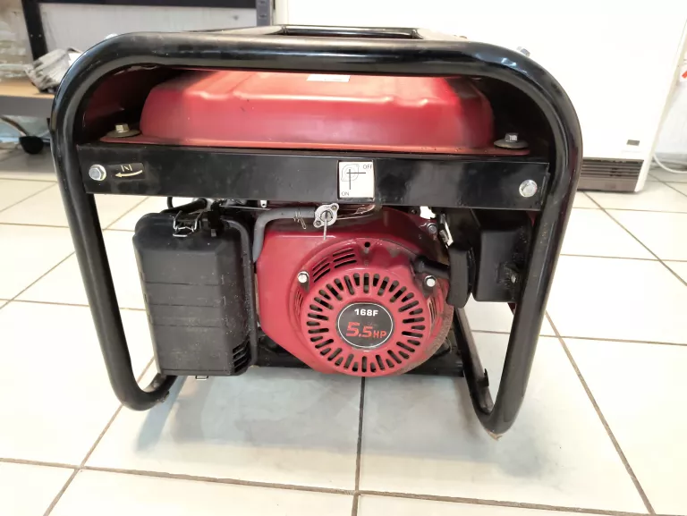 agregat-pradotworczy-trojfazowy-kraft-4100w-benzyna-maksymalna-moc-4100