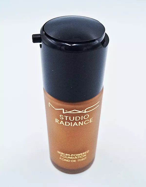 STUDIO RADIANCE SERUM-POWERED FOUNDATION PODKŁAD NAWILŻAJĄCY ODCIEŃ NW45