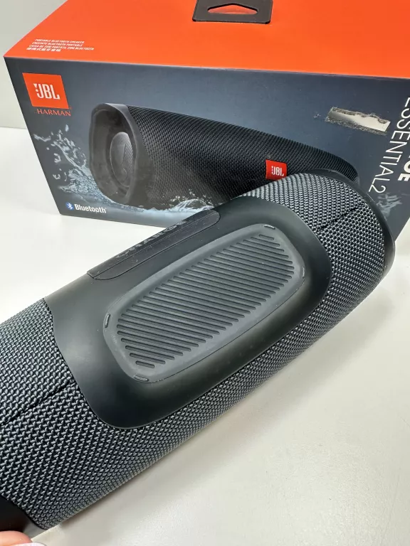 GŁOŚNIK PRZENOŚNY JBL CHARGE ESSENTIAL 2 CZARNY OPIS