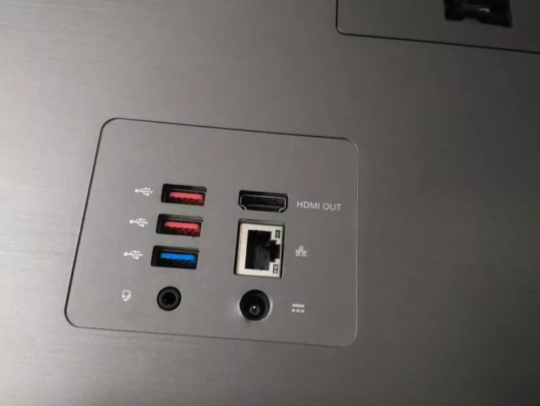 KOMPUTER ACER C24-1650 I3 3GHZ 256/4 GB 24"