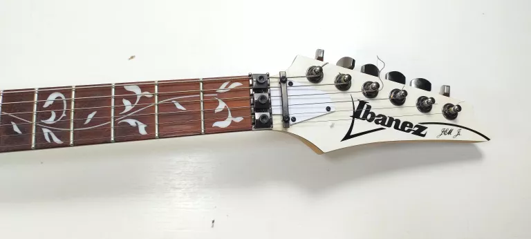 GITARA ELEKTRYCZNA IBANEZ JEM-JR WHITE 1P-02