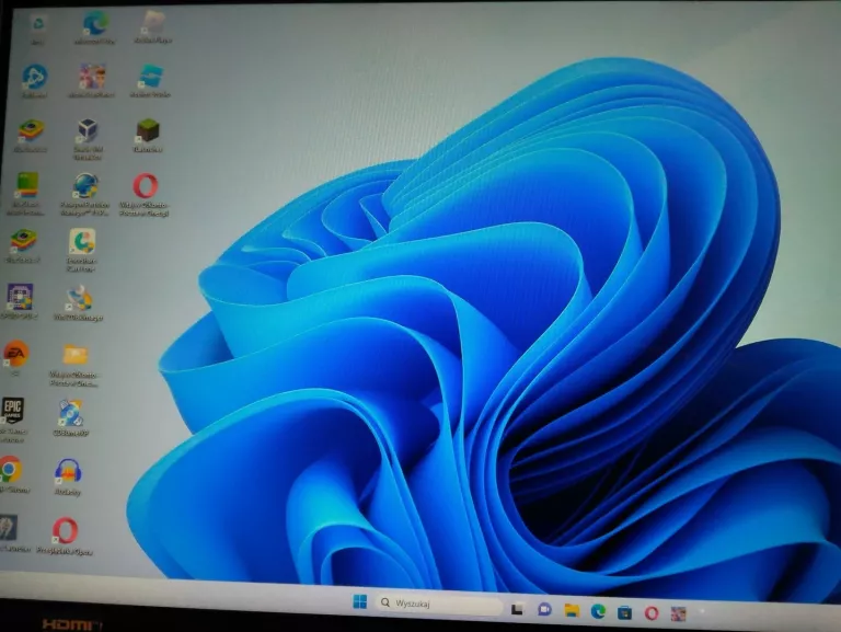 KOMPUTER ACER C24-1650 I3 3GHZ 256/4 GB 24"
