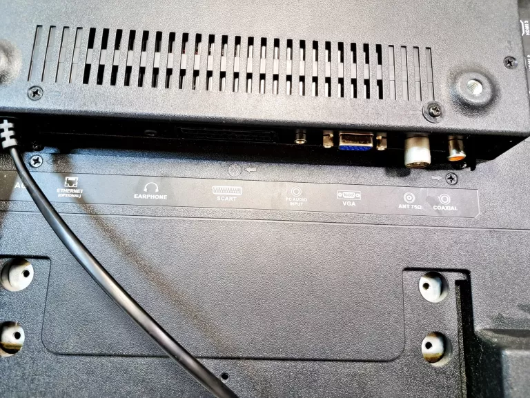 telewizor-skymaster-43sf1000-pilot-bez-stopek-typ-telewizora-led