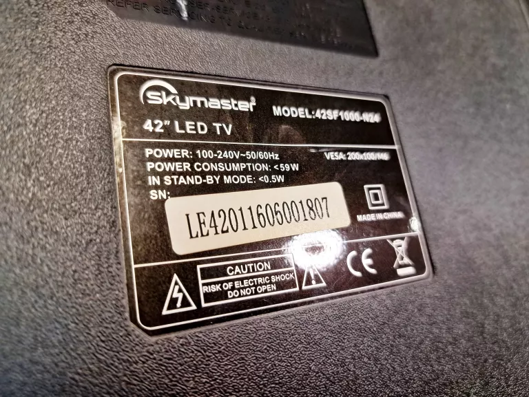 telewizor-skymaster-43sf1000-pilot-bez-stopek-marka-skymaster